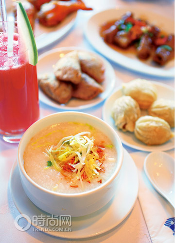 坐上邮轮深度看世界