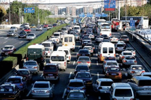 雪后路上车少故障多 入冬应及时保养