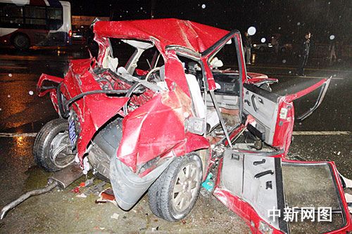 哈尔滨市发生特大交通事故造成3人死亡3人重伤