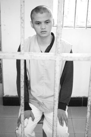 江苏富二代醉驾保时捷撞死行人获刑2年(图) 