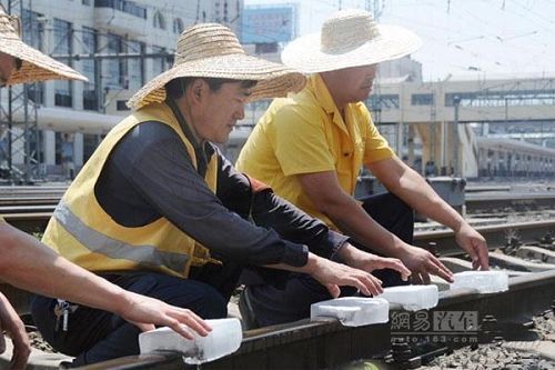 对车辆危害极大的四种恶劣天气